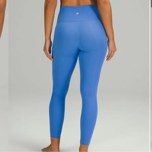 lululemon wunder under blue nile size 4